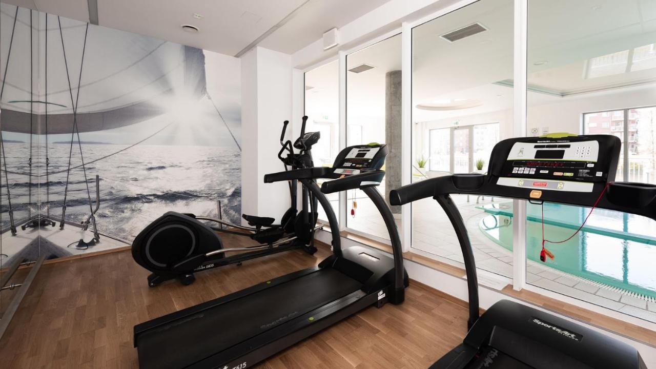 Flatbook - City Center Spa Apartments Waterlane Island Gdansk Ngoại thất bức ảnh